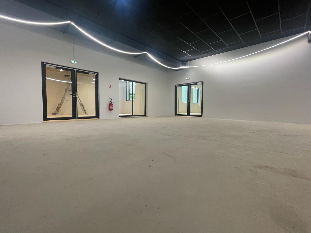 Bureau Paris 2112m² Location bureau Paris OLBUR2420193 13